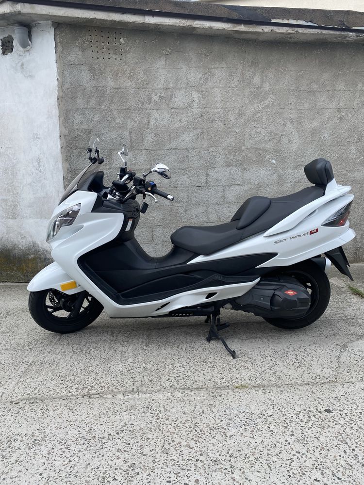 Продаю suzuki skywave type m