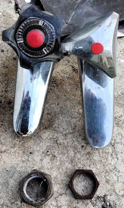 Set of 2 Taps Housing64586019392899121