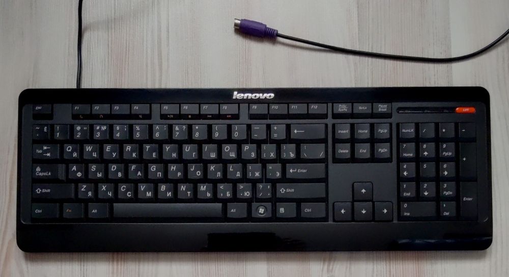 Клавиатура Lenovo для компьютера
