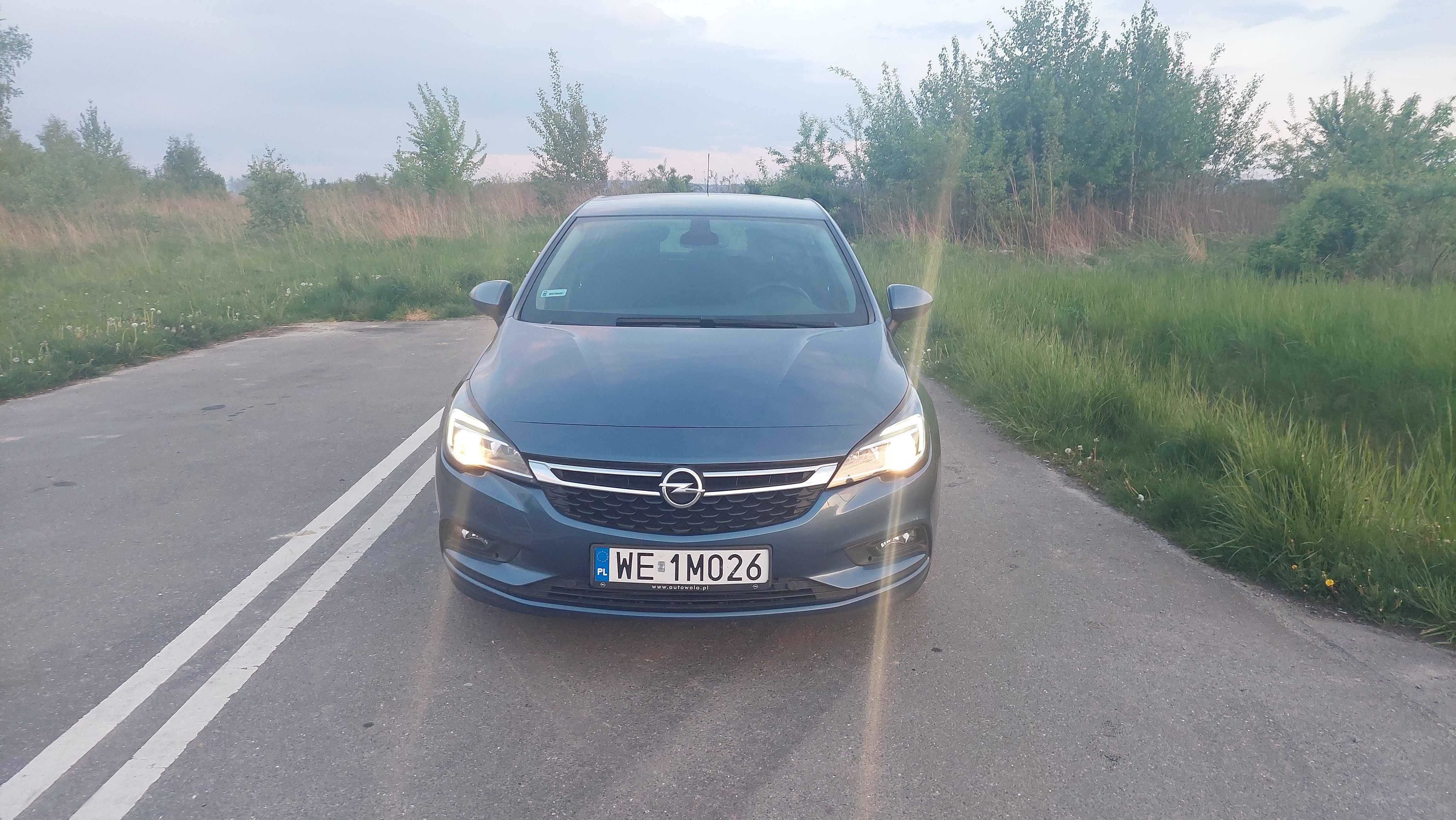 Sprzedam Opel Astra 2016r, 1,4 benzyna. Salon Polska  - bezwypadkowa