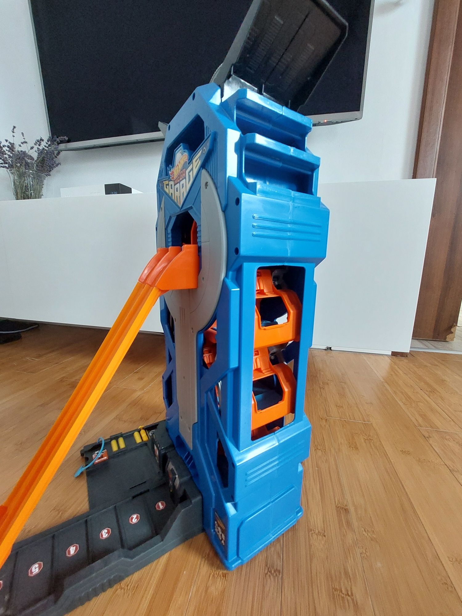 Tor samochodowy Mega Garage Hot Wheels GWT34