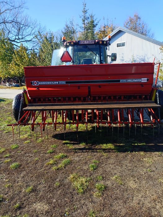 Siewnik zbożowy z podsiewaczem nawozòw