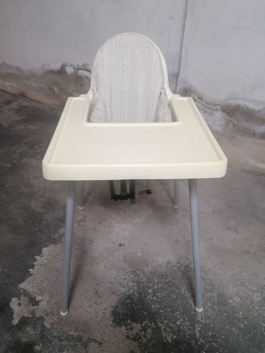 Vendo cadeira refeição para bebé