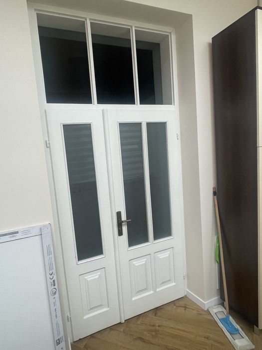 Двері дерев‘яні в комплекті