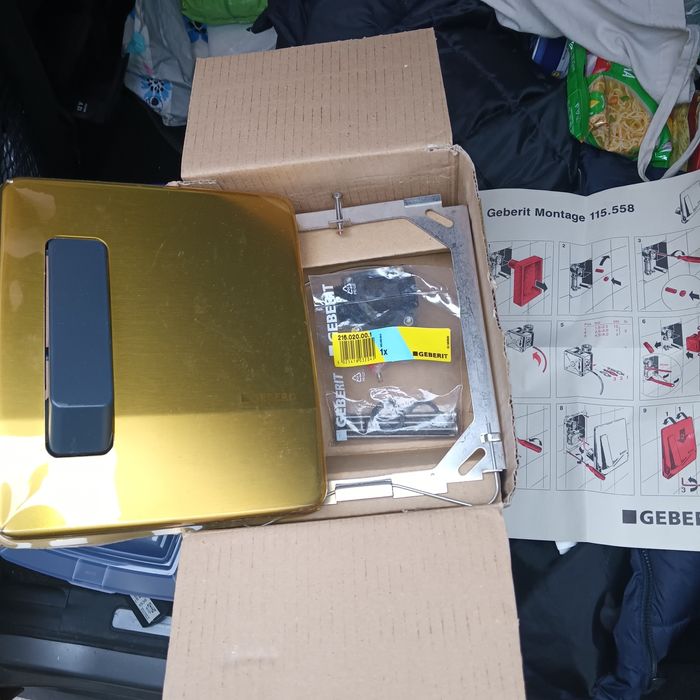 Elektroniczny sterownik spłukiwania pisuaru Geberit"