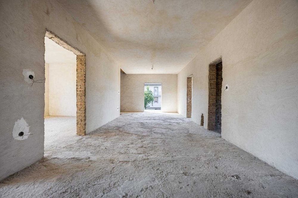 Продаж будинок м. Винники/введ. в експлуатацію,всі комунікації/ Львів