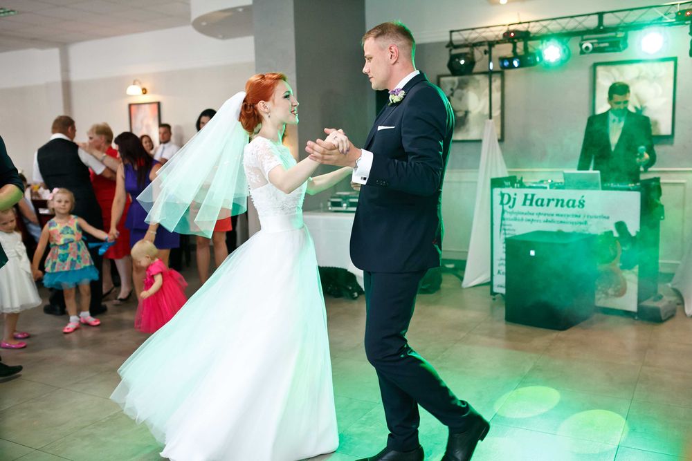 Suknia ślubna MON CHERI 36 + koronkowe bolerko + prosty welon