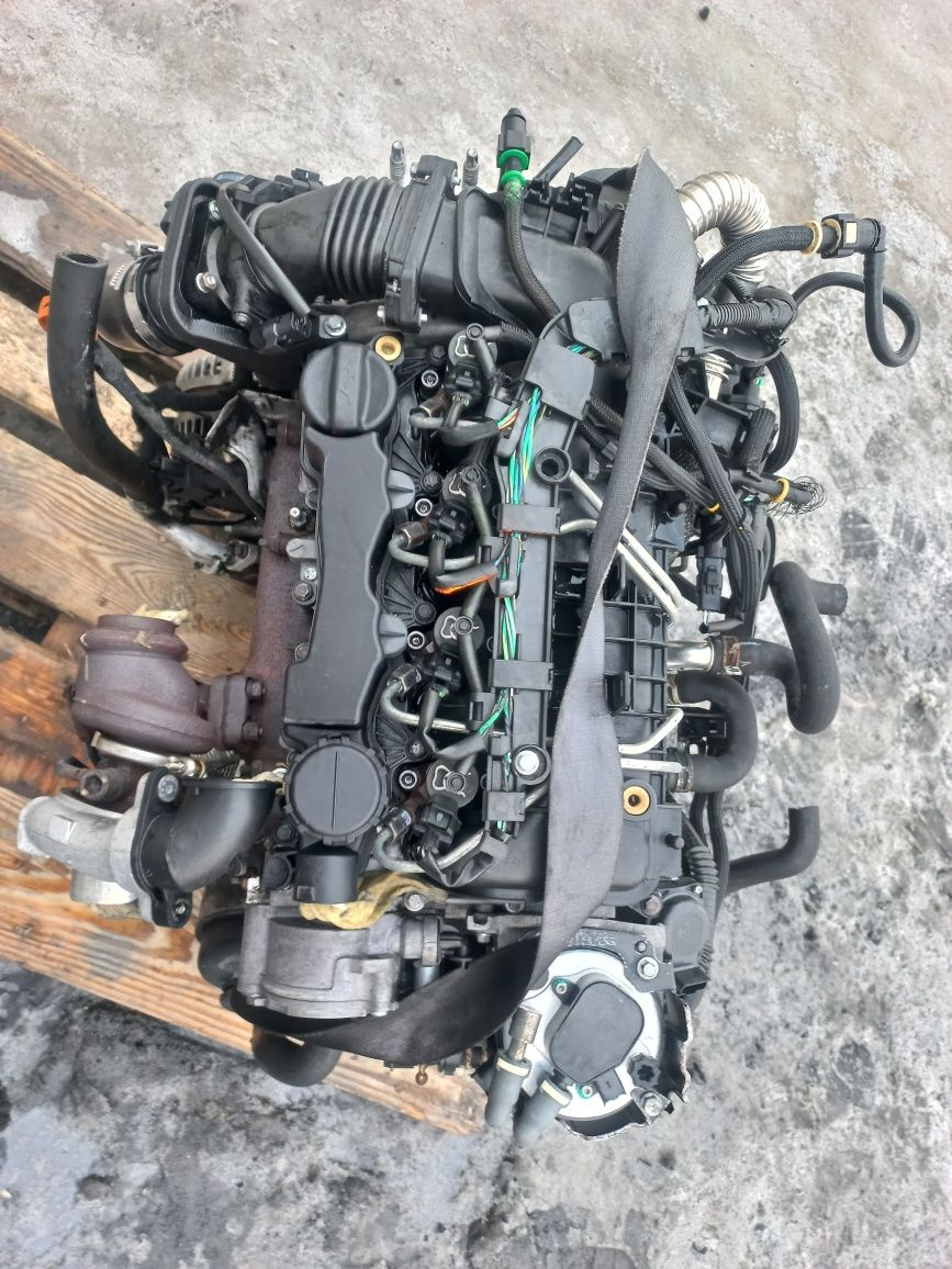 Мотор двигун двигатель 1.6 16  D4164T mazda 3 volvo c30 s40 v50 v70