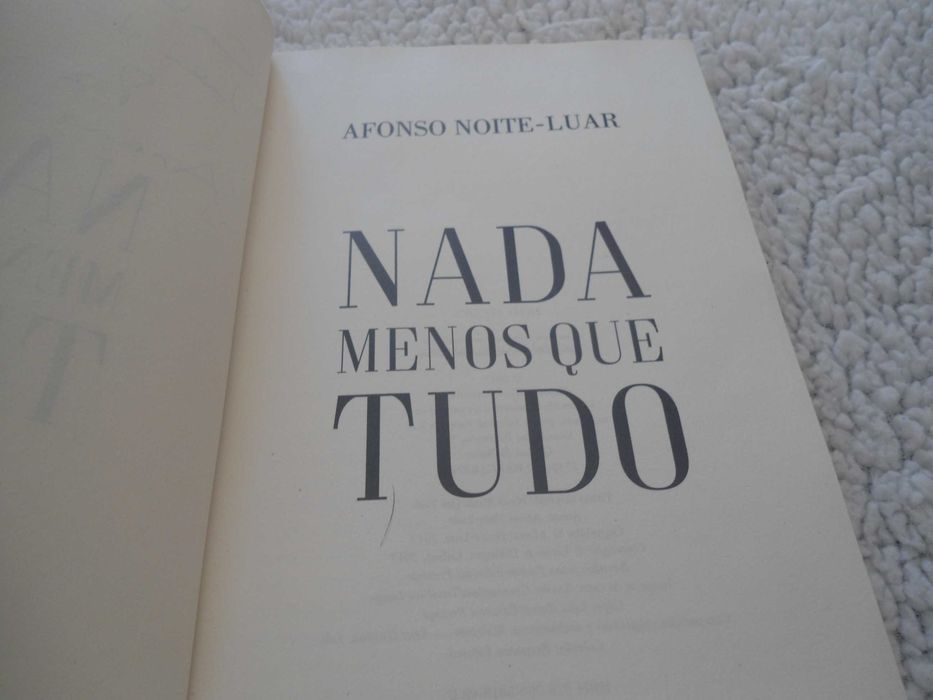 Nada menos que Tudo por Afonso Noite Luar