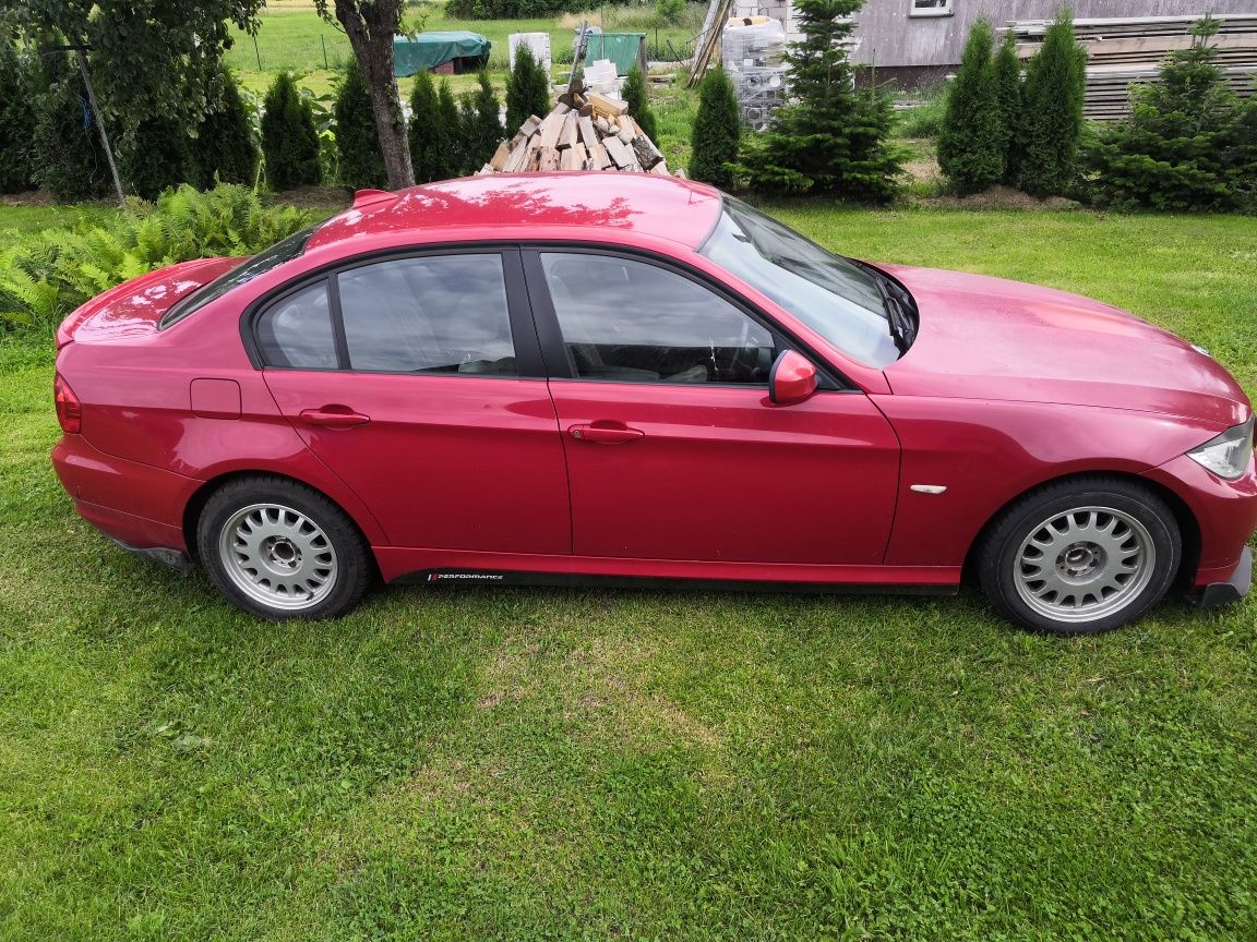 Części bmw E90 320d