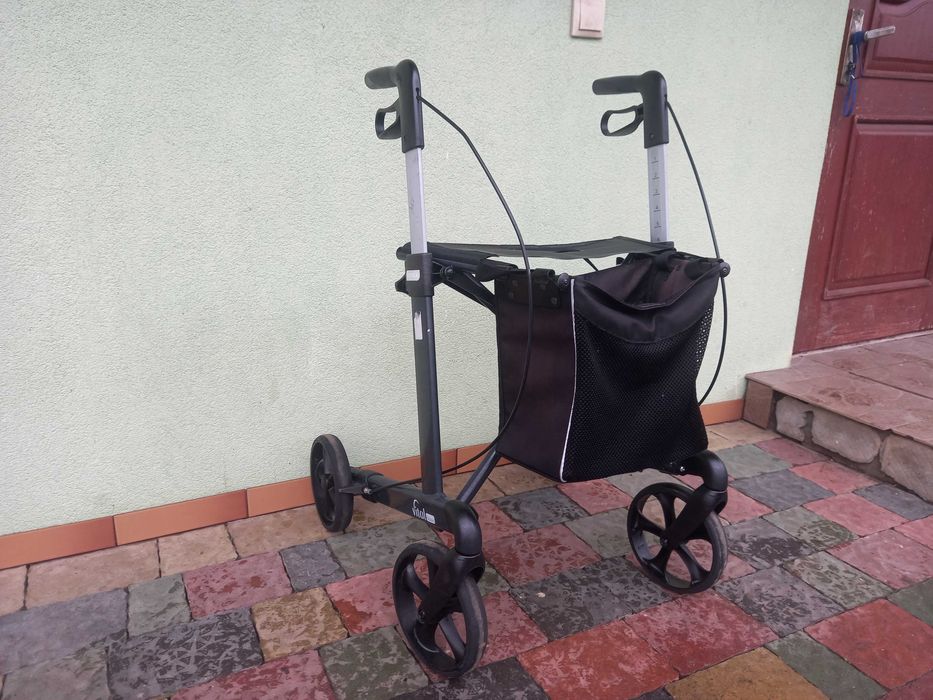 Роллатори, роллери,ходунки алюмінієві з Німеччини Vital