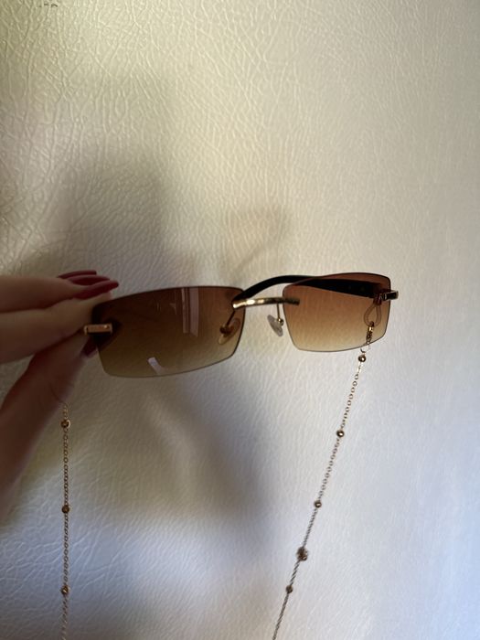 Продам солнцезащитные очки