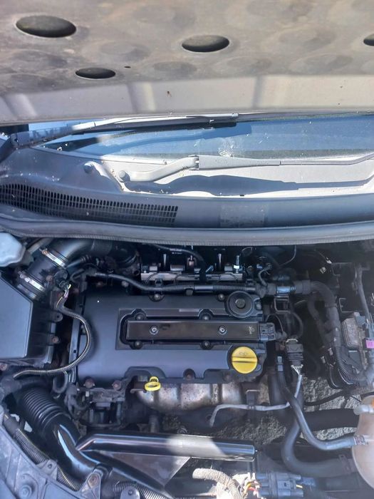 SILNIK OPEL CORSA D 1.2 16V A14XER