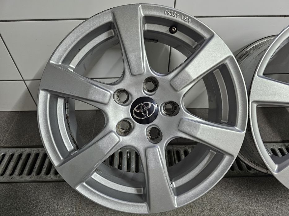 Alufelgi 16 5x114,3 ORYGToyota Auris Corolla Verso Avensis Rav4 Suzuki