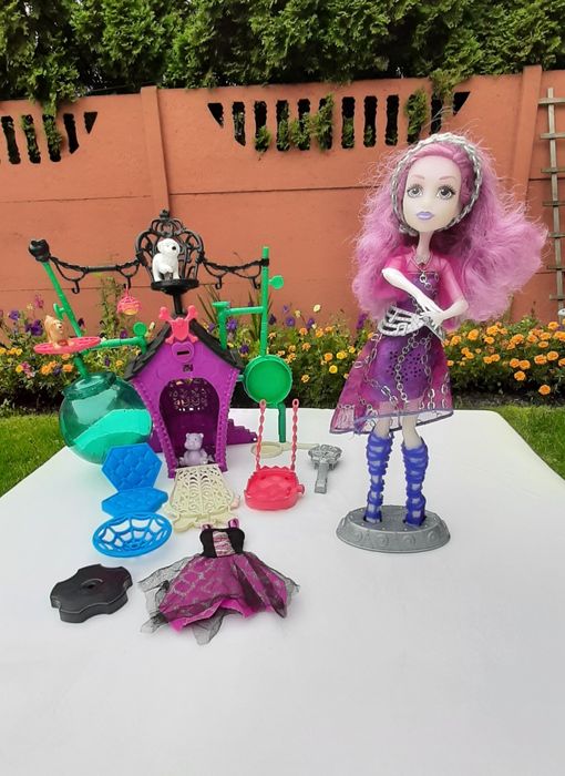 Lalka Monster High Ari Hauntington, + domek pupilibgratis