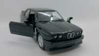 Autko BMW M3 1987 zabawka 1:36 METAL