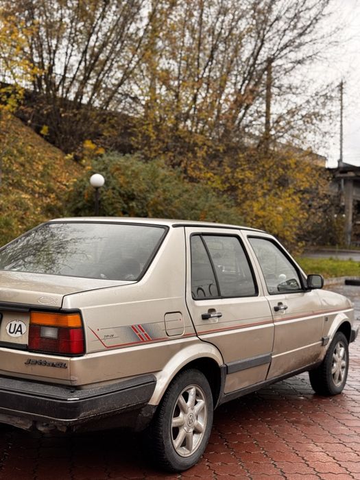 Продам автомобіль volkswagen jetta 2