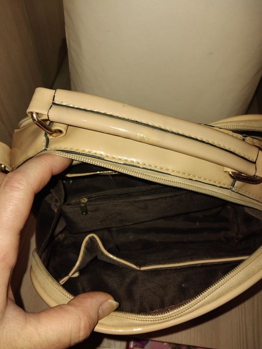 Сумка женская лаковая