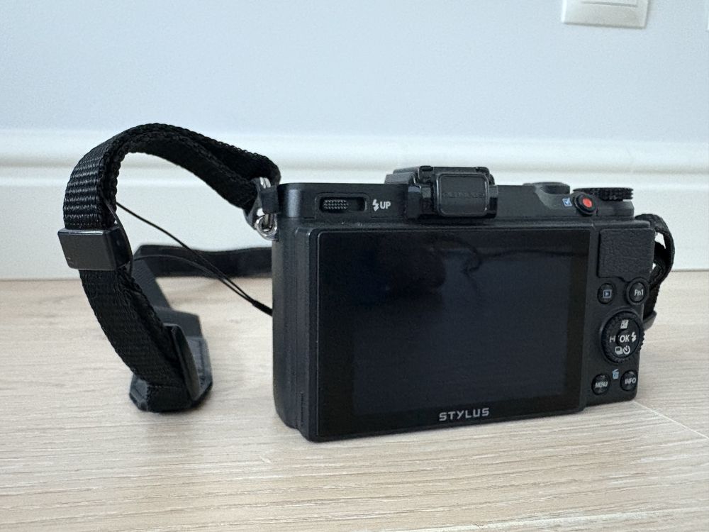 Aparat Olympus XZ-2