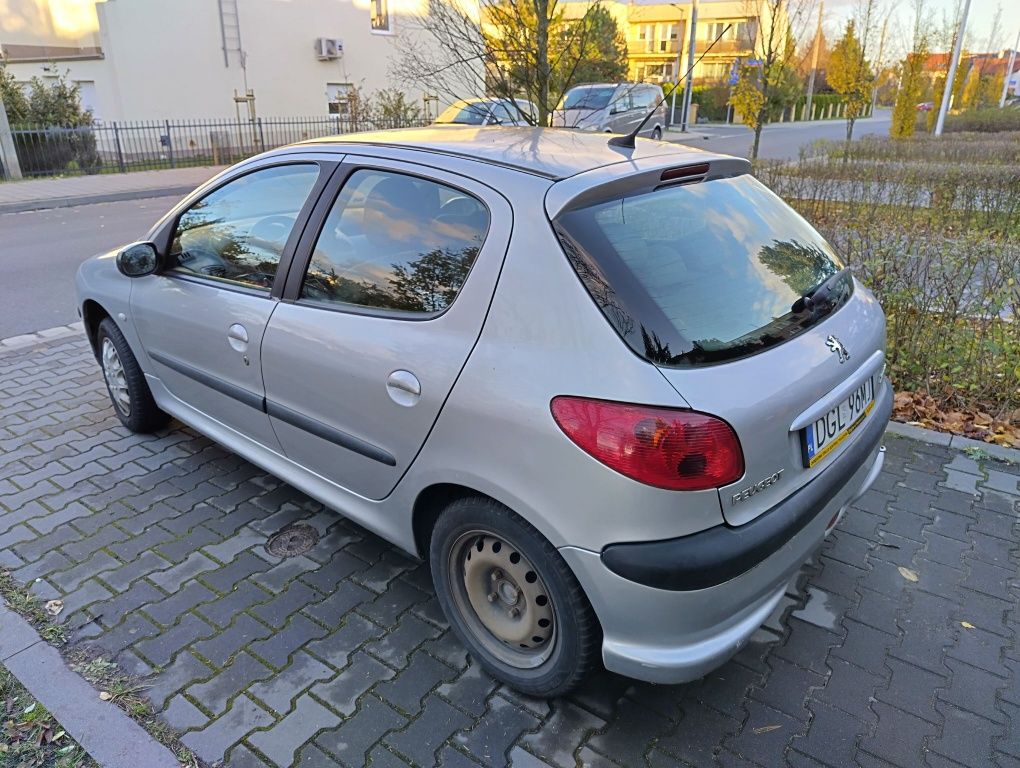 Samochód Pegout 206
