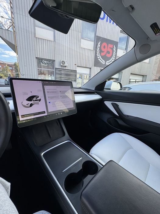 Продам Tesla model 3 Long Range 82.5kWh