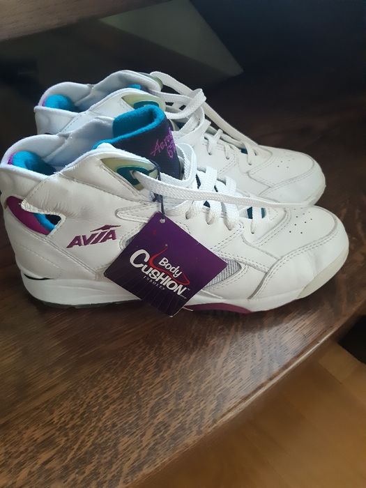 Sneakersy marki Avia 40