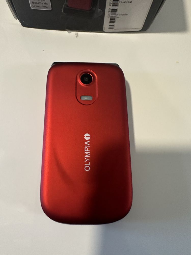Telefon dla seniora Olympia z funkcją SOS