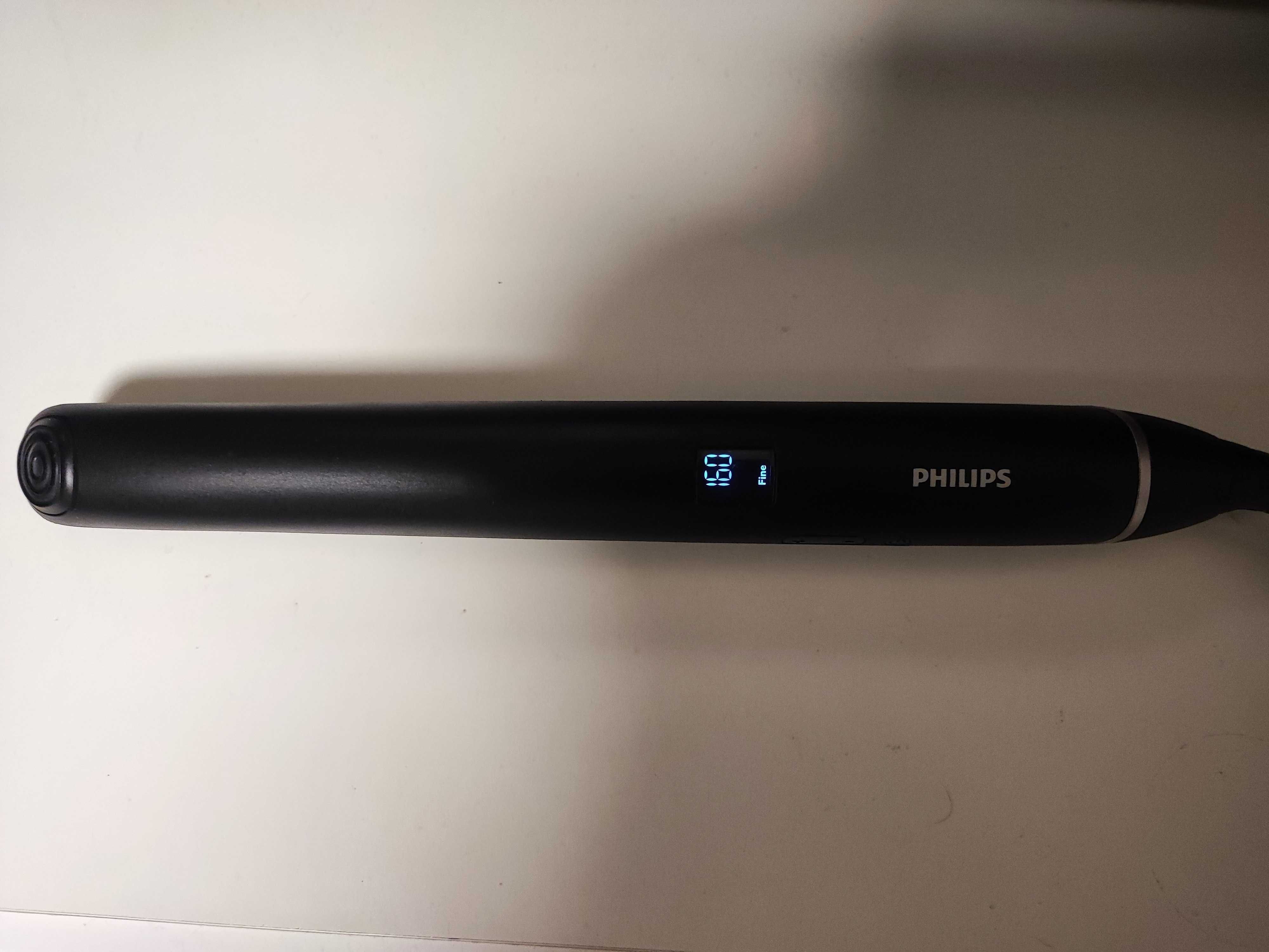 Утюжок стайлер для выравнивания волос Philips BHS677 состояние нового