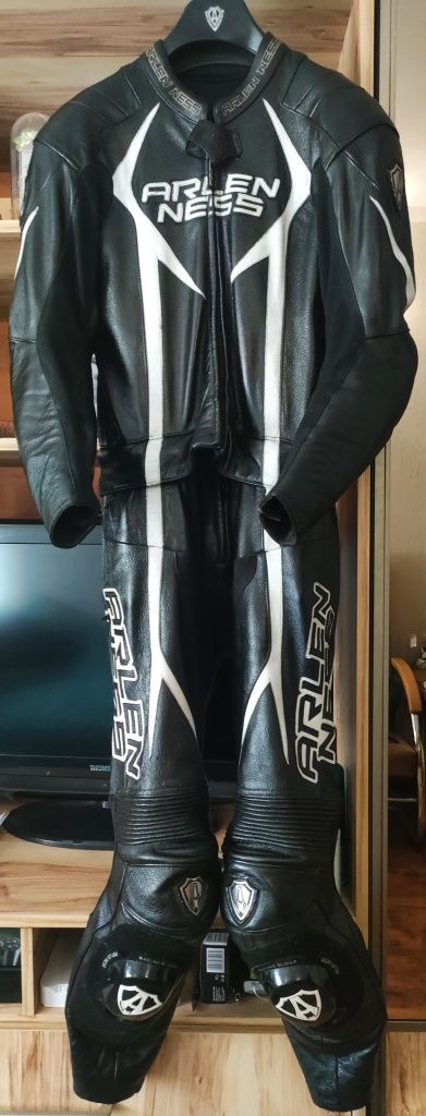 Kombinezon motocyklowy