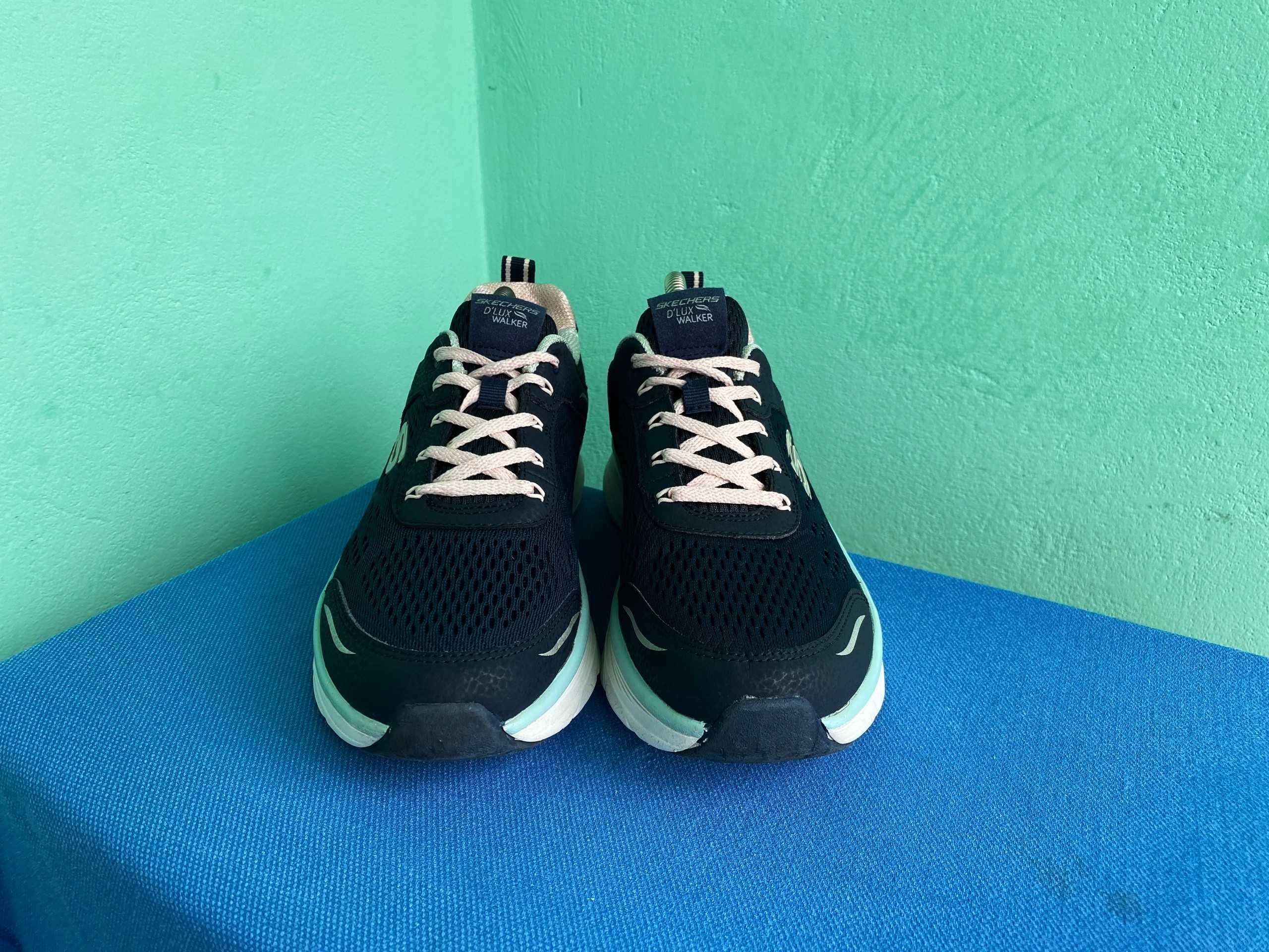 Кросівки Skechers Relaxed Fit D'Lux Walker - Infinite Motion