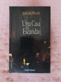 Uma casa na escuridão - José Luís Peixoto