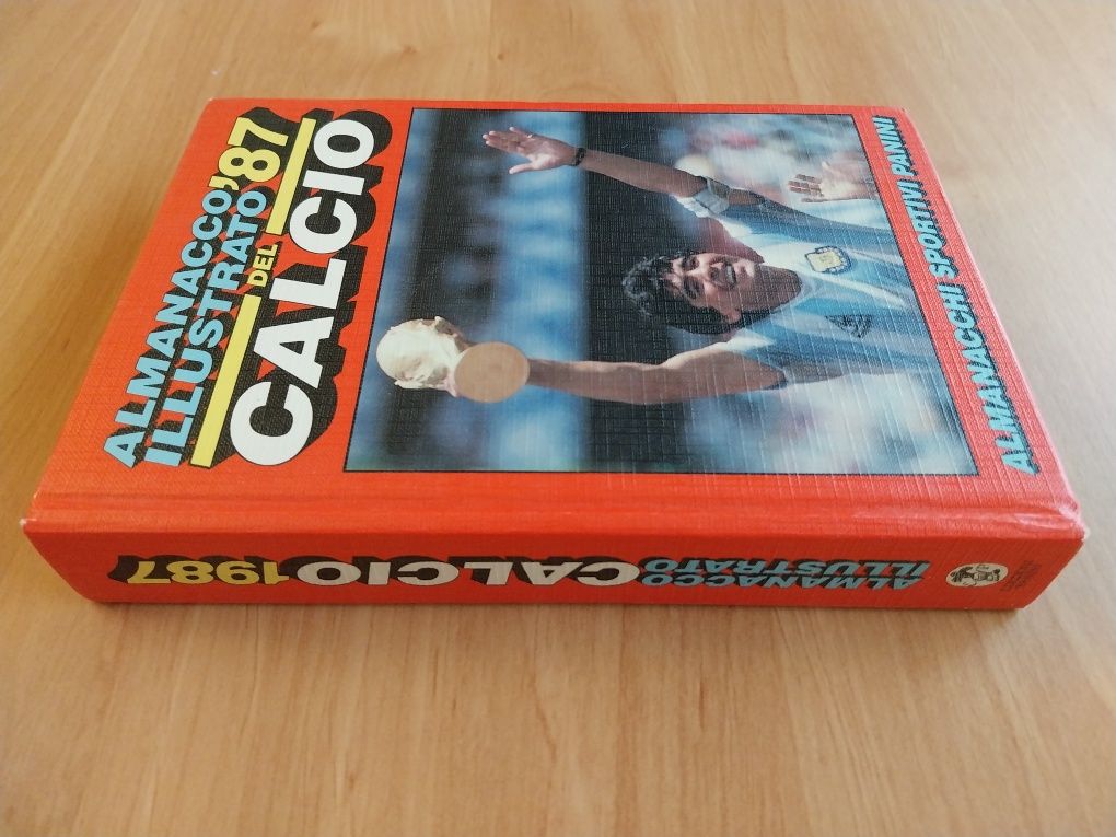 Futebol em Itália - Anuário 1986/87 (México 86 - Resumo)