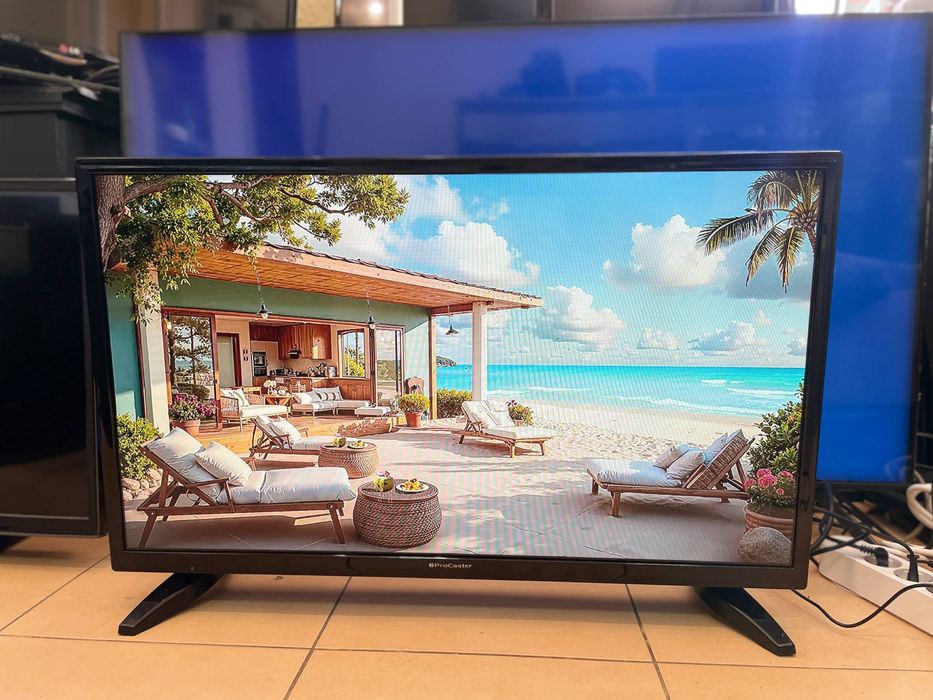 Телевізор ProCaster LE-32F402 без смарту
