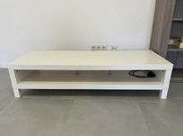 Mesa branca para sala