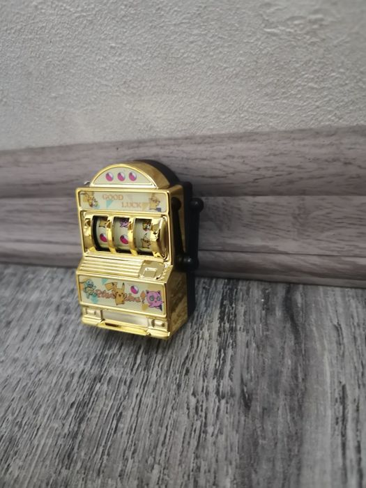 Игровой автомат "Pokemon" игрушка-брелок