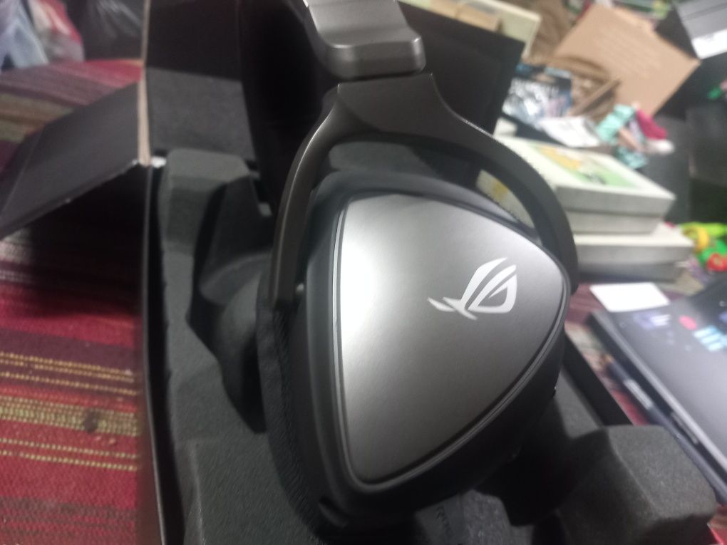 Rog delta core fones