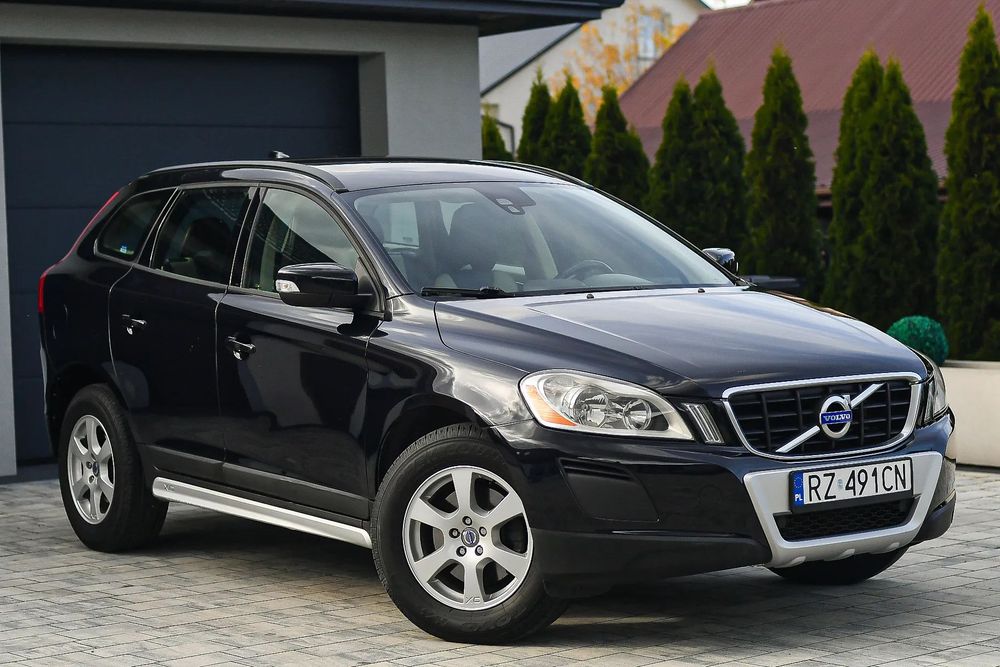 Volvo XC 60 Salon polska 2.4 205  km 4x4 niski przebieg