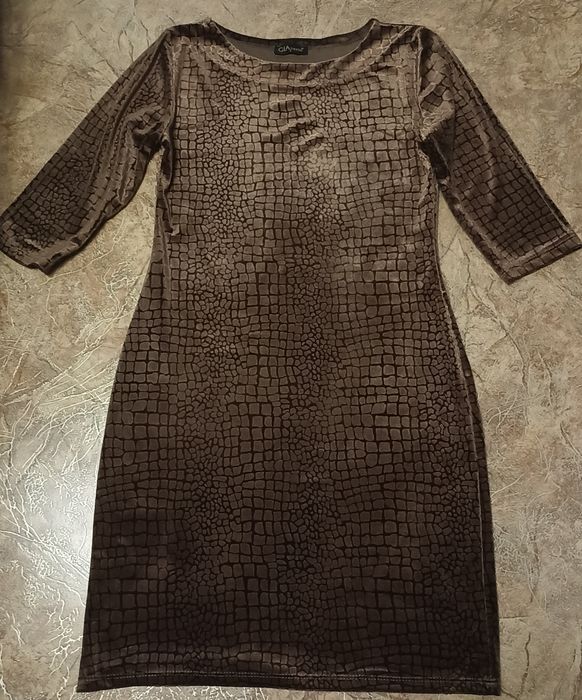 Женское платье (вечернее)