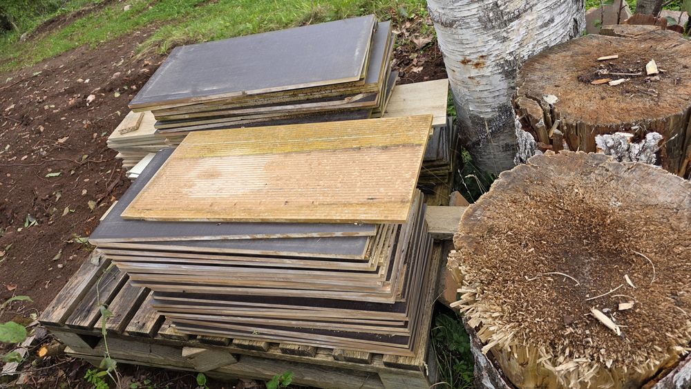 Płytka ścienna rektyfikowana 30x60cm brązowa