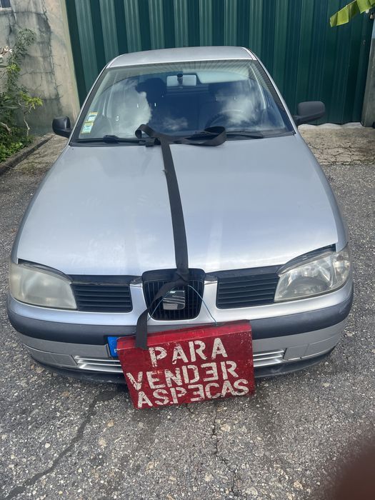 Seat ibiza 1.0 6.K.2MPi gasolina ano 2000