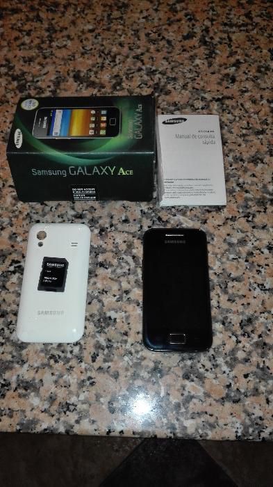 Telemóvel Samsung galaxy ace