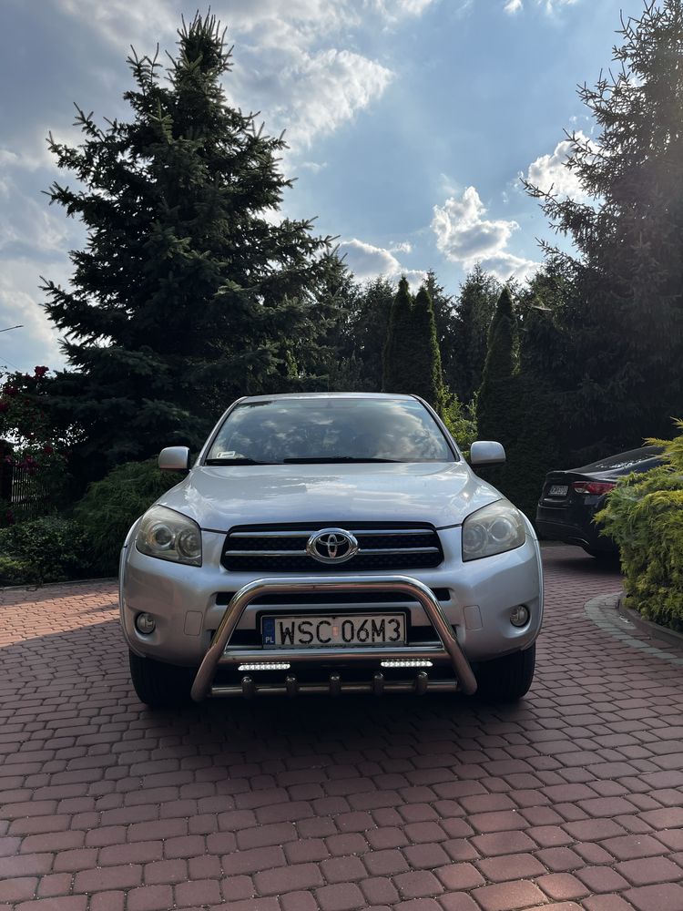 Toyota RAV4 2.2 177km • Manual • 2007 • Po konserwacji • nowy dwumas