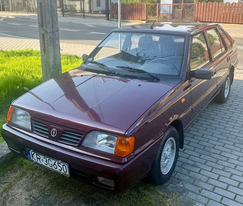 Polonez Caro