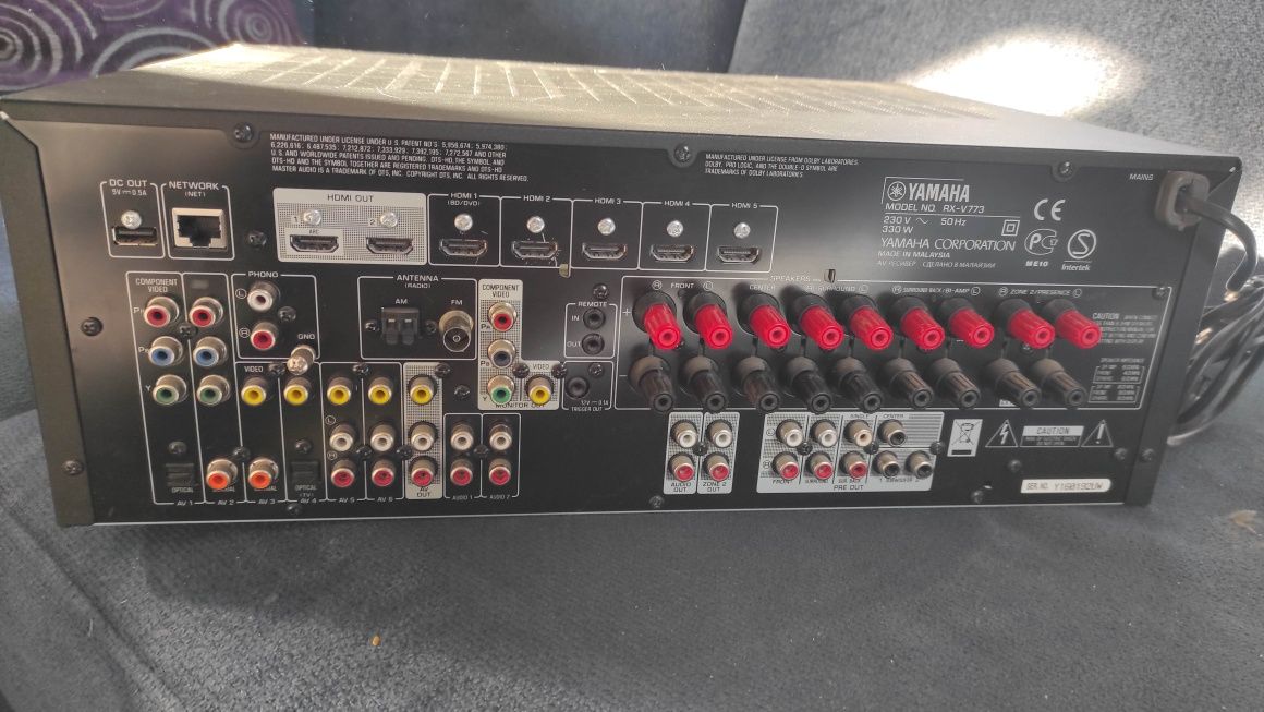 amplituner YAMAHA RX-V773
