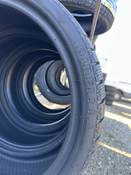 Шини 235/35/19 R19 Pirelli 4шт
