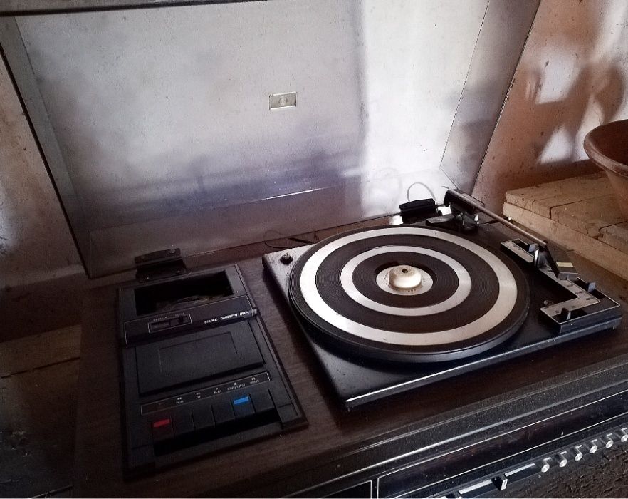 Gira Discos Vintage da Federal