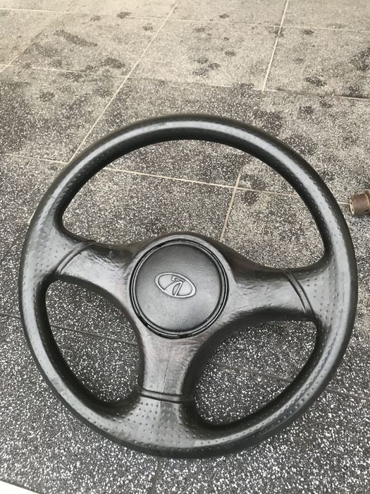 Продаю руль ваз 2107 оригинал