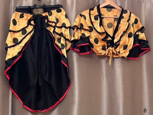 Vestidos, trajes de dança de salão, desportiva (clássicas ou latinas)
