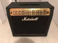 Amplificador Marschall AVT150 Valvestate 2000 + 6 Way Footswitch