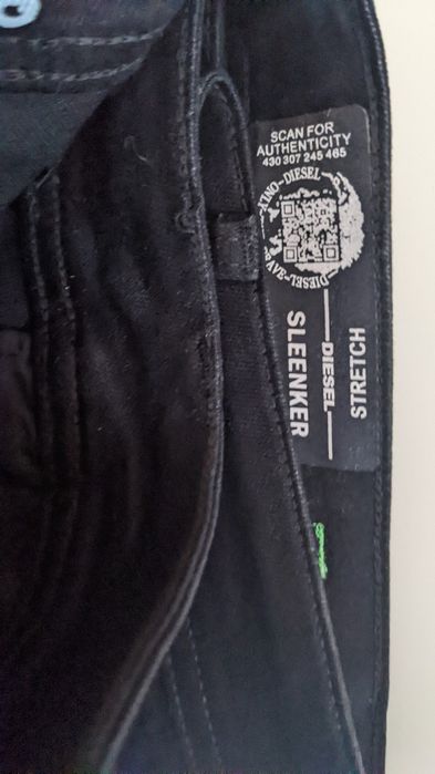 Diesel sleenker czarne 33